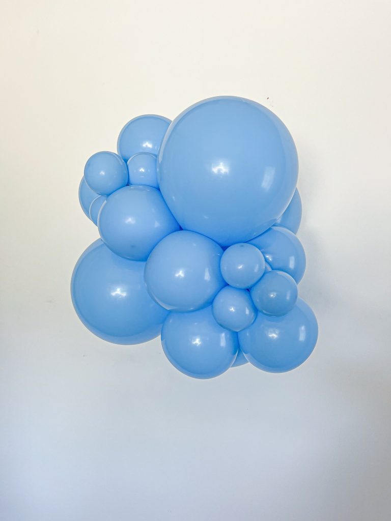 TUFTEX | Designer Balloon Baby Blue - 17 in.