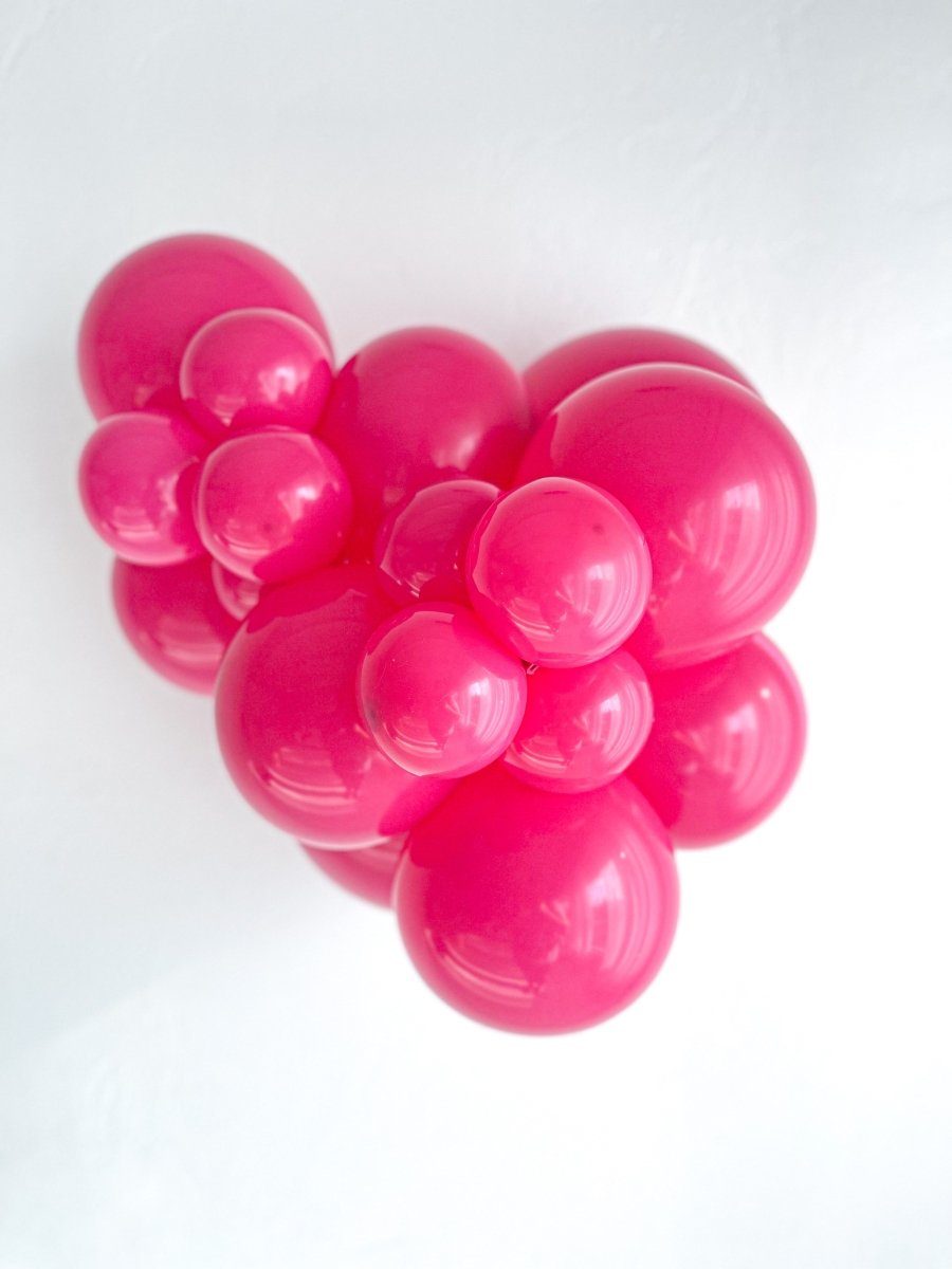 TUFTEX | Designer Balloon Hot Pink - 11 in. - FestiUSA