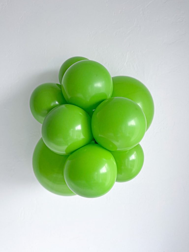TUFTEX | Designer Balloon Lime Green - 11 in. - FestiUSA
