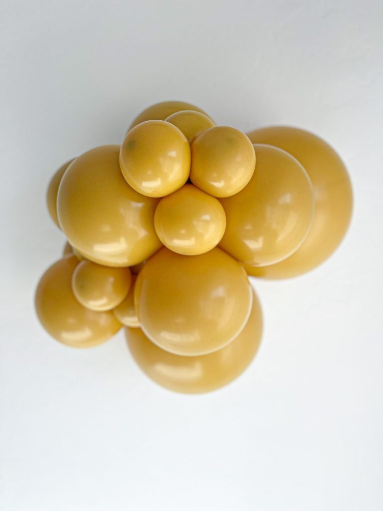 TUFTEX | Designer Balloon Mustard - 11 in. - FestiUSA