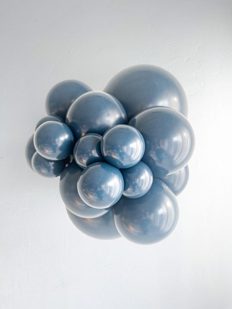 TUFTEX | Designer Balloon Naval - 17 in. - FestiUSA