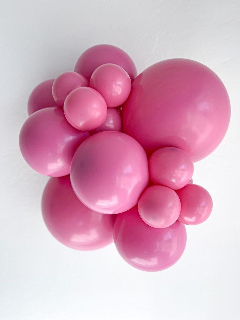 TUFTEX | Designer Balloon Pixie - 17 in. - FestiUSA