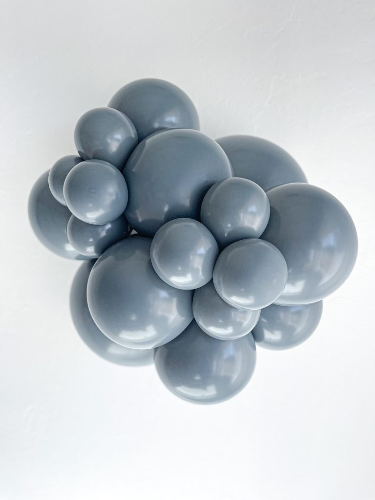 TUFTEX | Designer Balloon Smoke - 5 in. - FestiUSA
